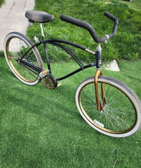 26 Inch Murray White Wall Tires vintage Beach Cruiser