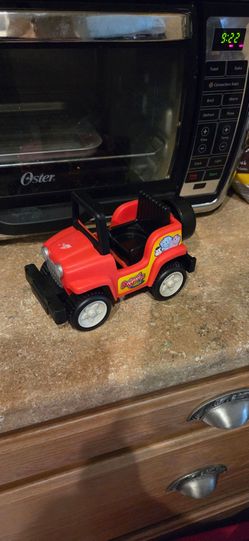 Animal Alley Toy Jeep Red Plastic
