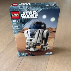 NEW UNOPENED - LEGO Star Wars R2-D2 75379
