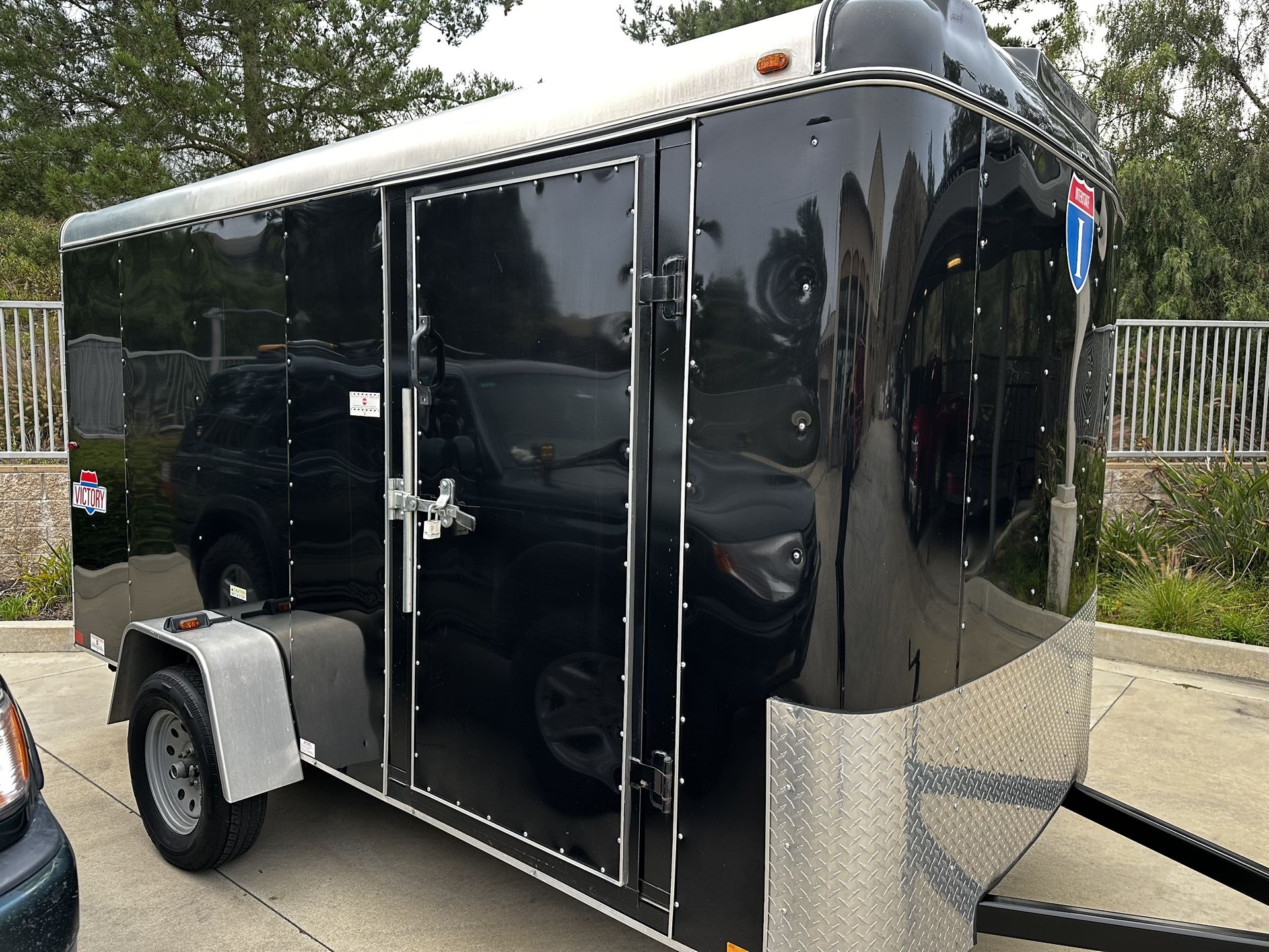 Like new 12’x6’ enclosed trailer