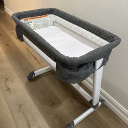 Simmons Sleeper Baby Bassinet