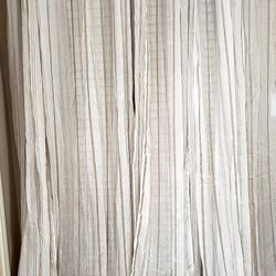 Extra Long Style Like Sheer Cream Linen with Embroidered Light Tan Accent 40in x 9ft (108in) 6 Panels 
very nice