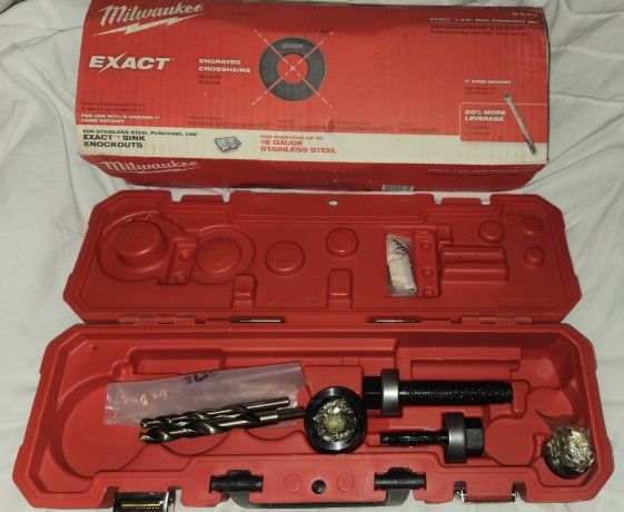 Milwaukee Exact 1-3/8" Sink Knockout Set