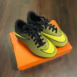 Youth Nike Cleats size 10