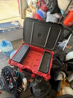 Milwaukee 22” packout box