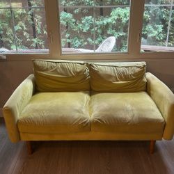 Loveseat 