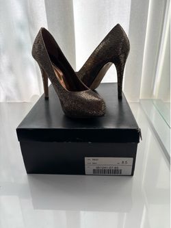 Women’s heels size 8.5