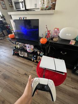 Digital Play Station 5 Used With One Controller $340 