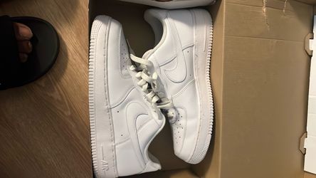 white air force 1's size 8.5