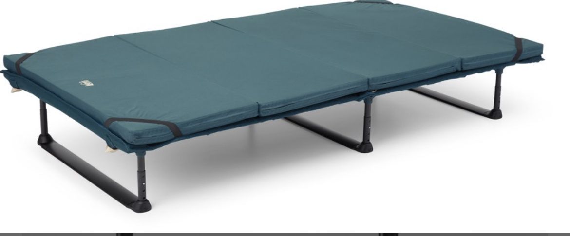 REI Trailgate Vehicle Sleeping platform 25” Wide