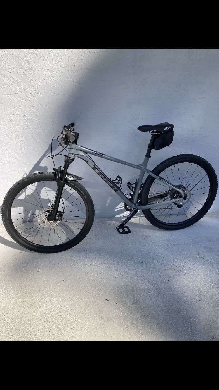 Mountain Bike Trek X-Caliber 9