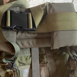 Vintage military army Alice pack rucksack GI surplus w/metal frame camping hiking 
