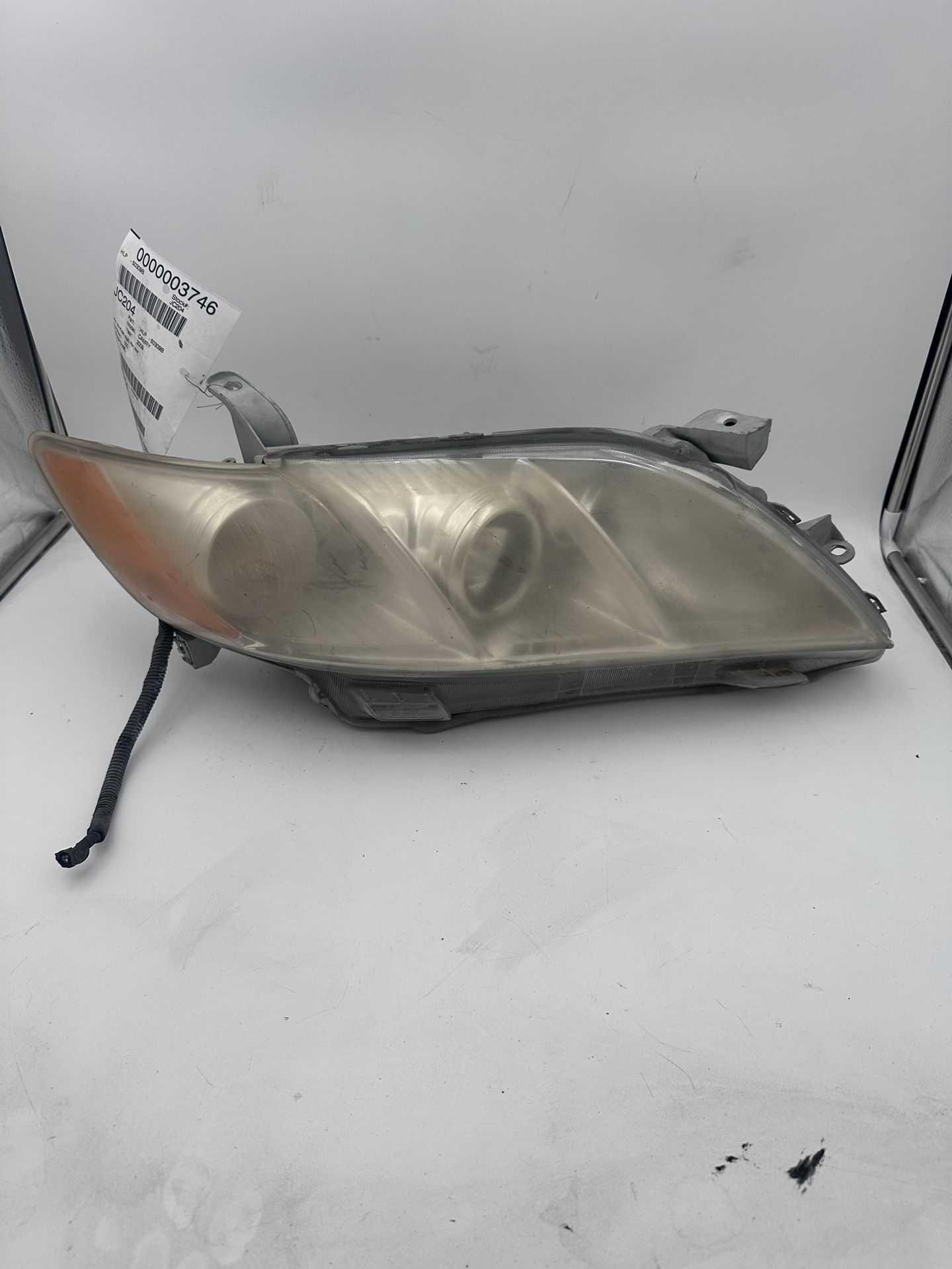 2007 to 2009 Toyota Camry Headlight Lamp RH Right Passenger Side