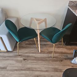 Dining Table and Chairs 