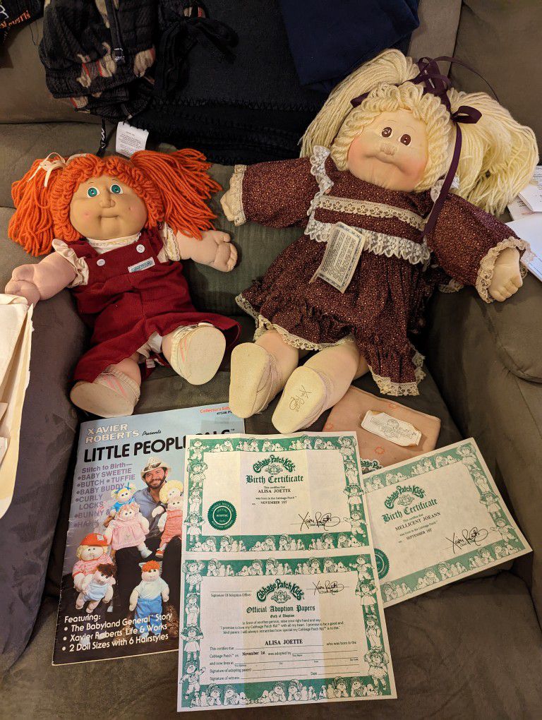 Cabbage Patch Kids With Adoption Papers And Birth certificate 