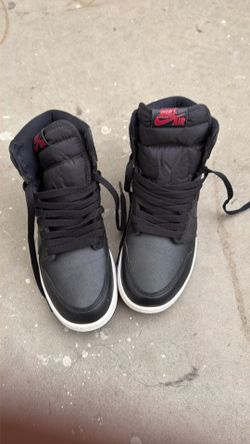 Nike Air Jordan 1 Retro High OG 'Black Gym Red