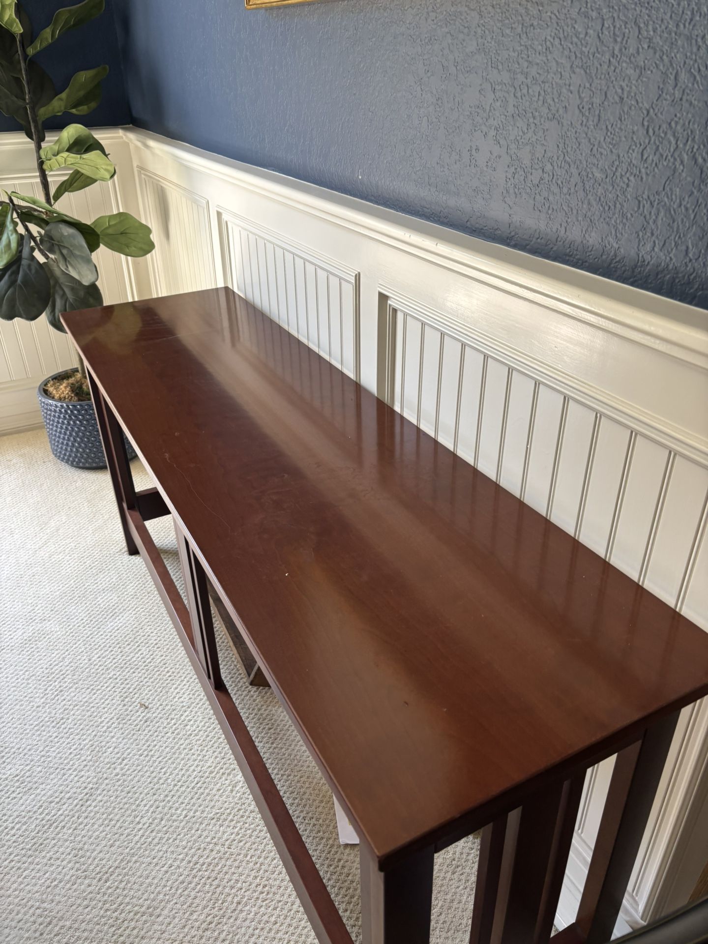 Small Consul Table