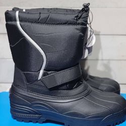 Men's Winter Snow Boots $20 each 
(Four available in size 10 and Four Available in Size 13) 