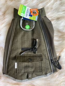 Cool, comfy pet coat! LED + reflective! Water- resistant! Size Small!