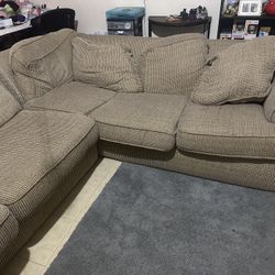 3 Sectional Couch With Bed 