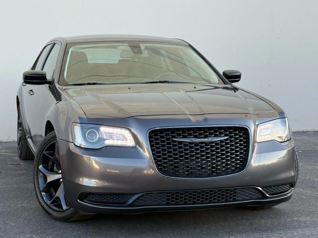 2021 Chrysler 300