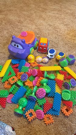 Child's Building Block Toy Set