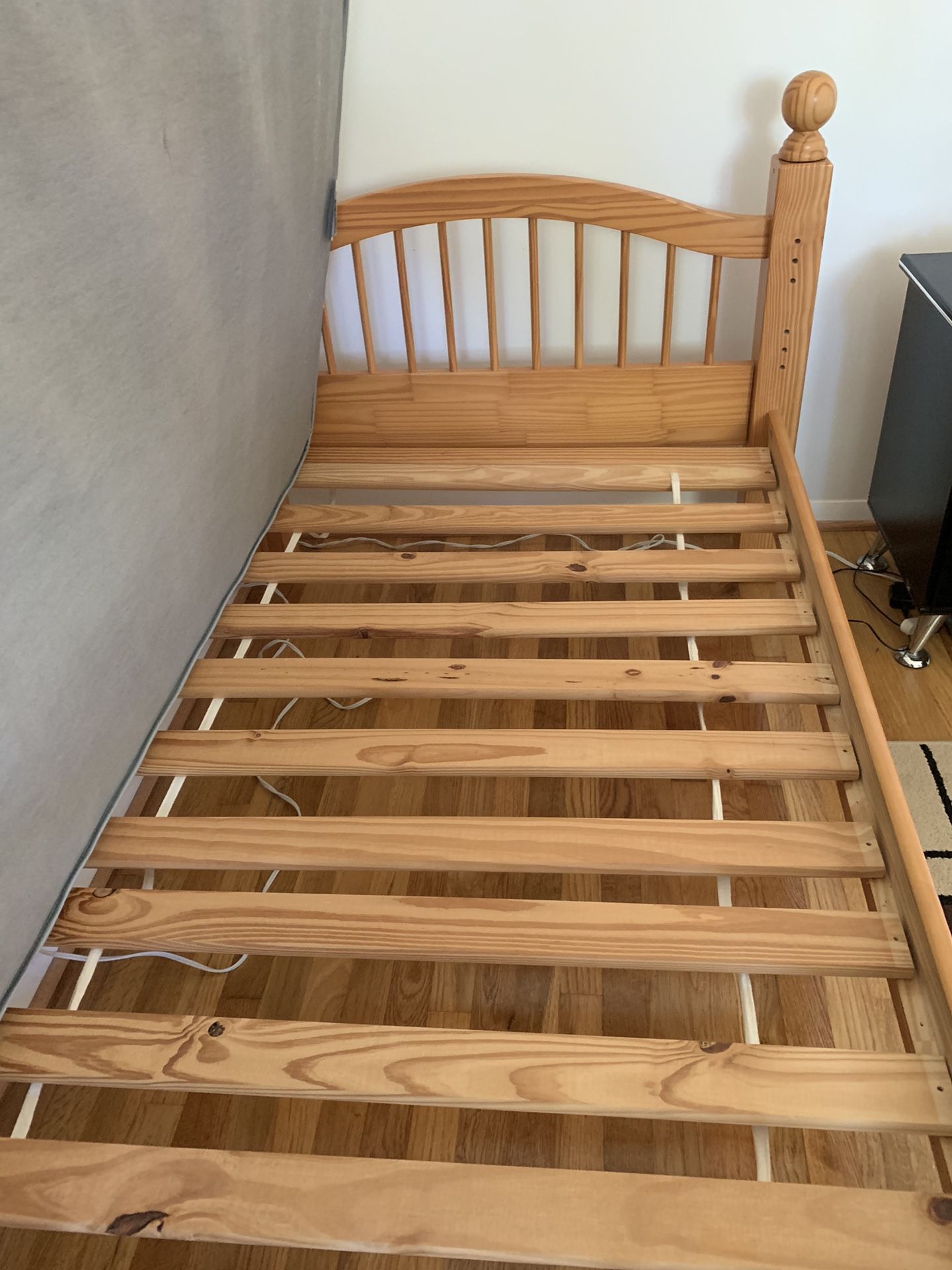 Twin Bed ( set of two twin beds/ bunk bed)