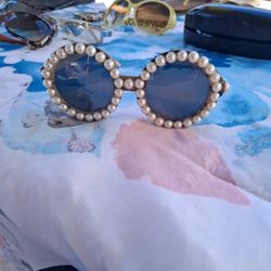 Vintage Pearl Glasses