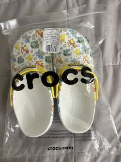 pokémon crocs size men 7 women 9