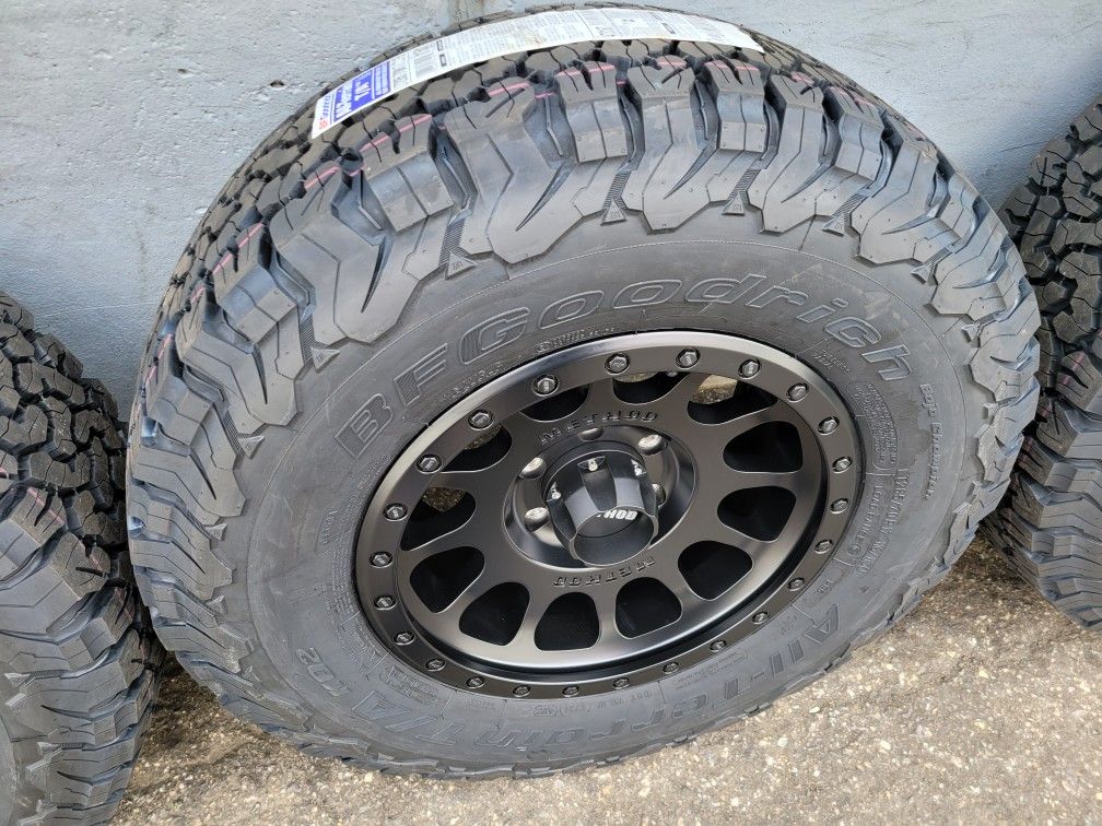17" Inch Method NV305 / 33" Bfgoodrich Ko2 Tires 28570R17 for Sale in Orange, CA OfferUp