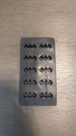 Batman ice trays