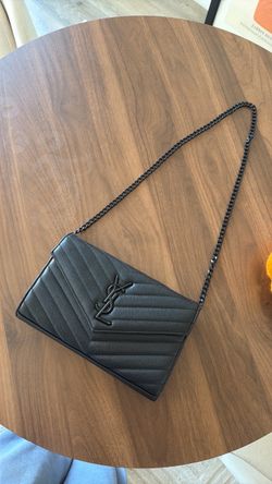 St-Laurent Cassandre Clutch