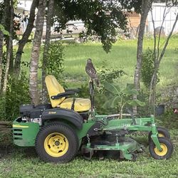 John Deere 717A Commercial 48” Riding Mower 