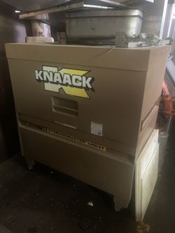 Knaack Jobmaster model 79