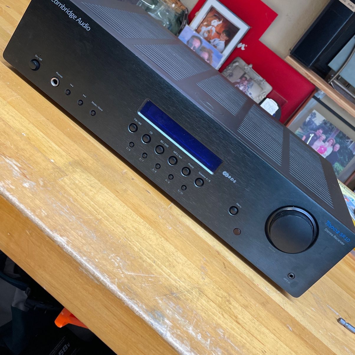 Cambridge Audio SR10 Stereo Receiver