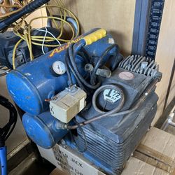 Air Compressor 