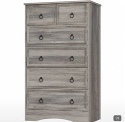 Moving Sale! Bedroom Furniture Set + Lamp – $550 OBO