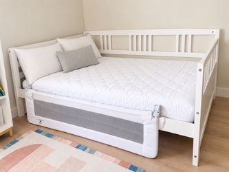 Full Size White Daybed, Washable Mattress + Safety Rail