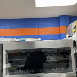 STAINLESS STEEL SAMSUNG MICROWAVE OVEN 