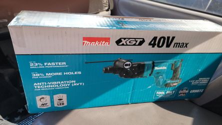 Makita  40V Rotary Hammer