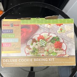 Nordic Ware Deluxe Cookie Baking Kit