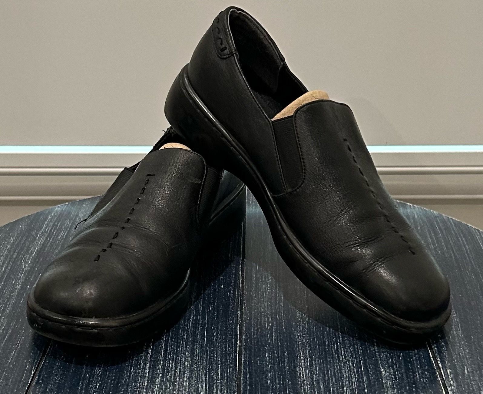 Naturalizer Leather Flats