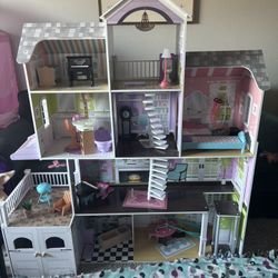 Barbie House 