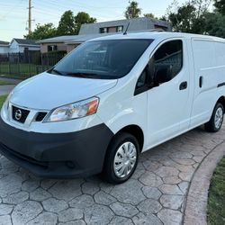2015 Nissan Nv200