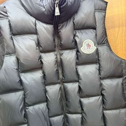 MONCLER vest