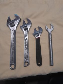 Tools 4 pcs by $15.00 pick up only