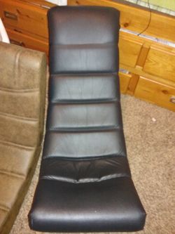 Gaming chair..normal wear...no rip or tear