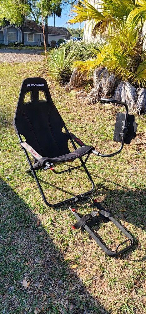 NEED GONE ASAP Playseat Challenge Racing Simulator Chair – Excellent Condition