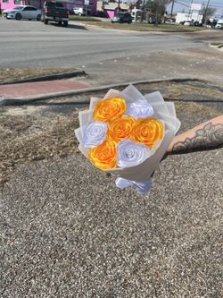 Yellow rose boquet