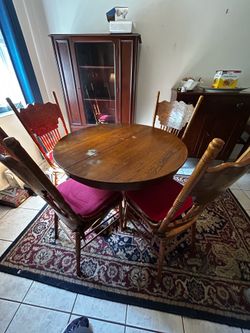 Round table